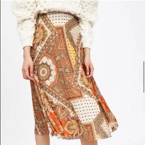Zara paisley print pleated skirt. Brand new, with tags.
